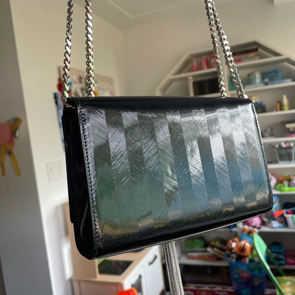 Saint Laurent Black chain bag with silver hardware - Picture 4 of 5